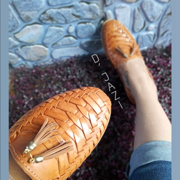 Spring styles coming soon - Picture 5 of 5